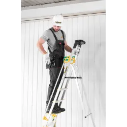 Drabina PRO aluminiowa z poręczami 5 stopni 150 kg
